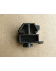 0125008358 CLIP KICK PANEL