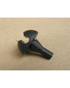 44140 GROMMET TRIVET HINGE